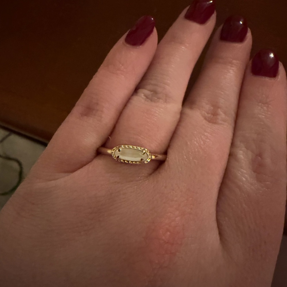 Kendra Scott Ring with Cream Stone